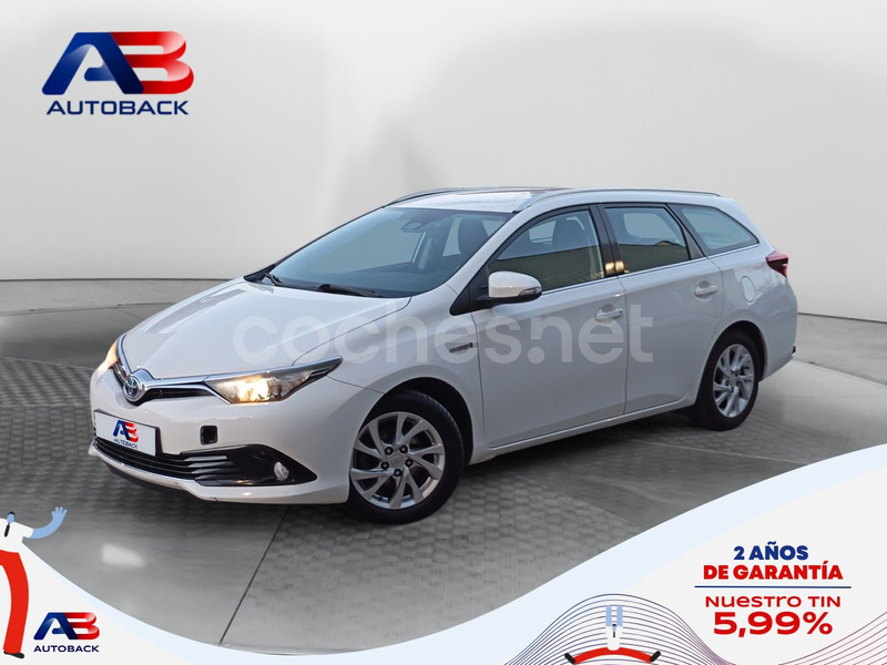 TOYOTA Auris 1.8 140H Business Touring Sports