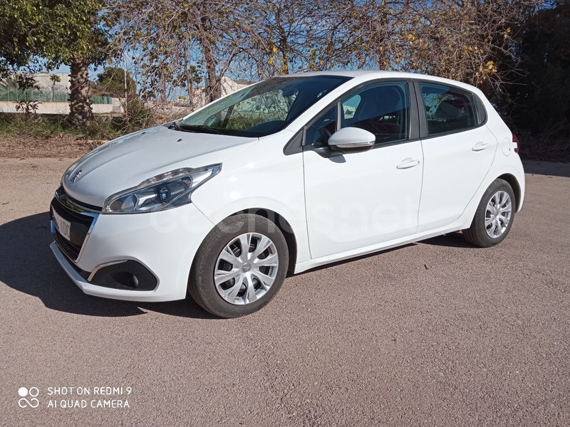 PEUGEOT 208 ACCESS 1.6 BlueHDi