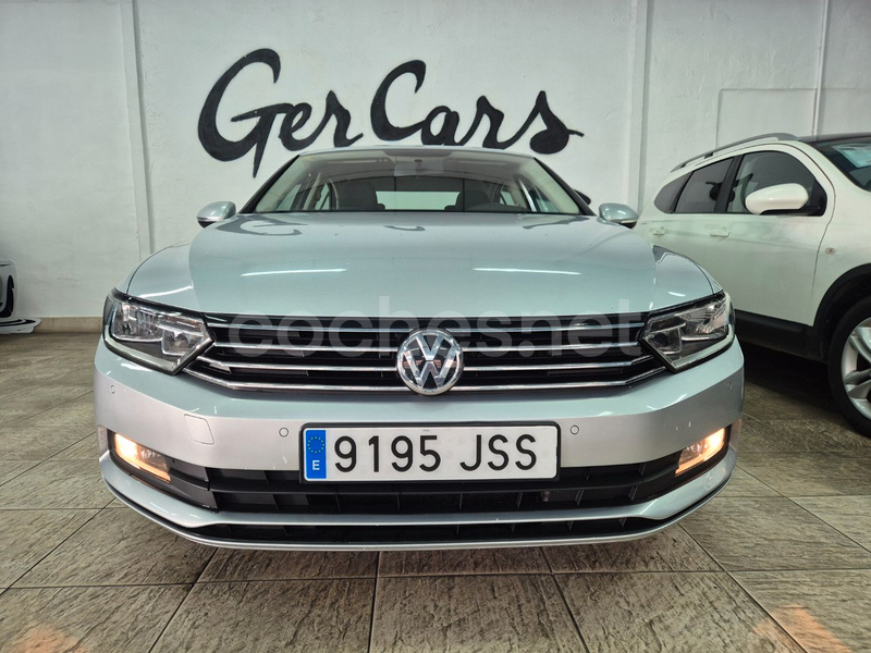 VOLKSWAGEN Passat Advance 1.6 TDI BMT