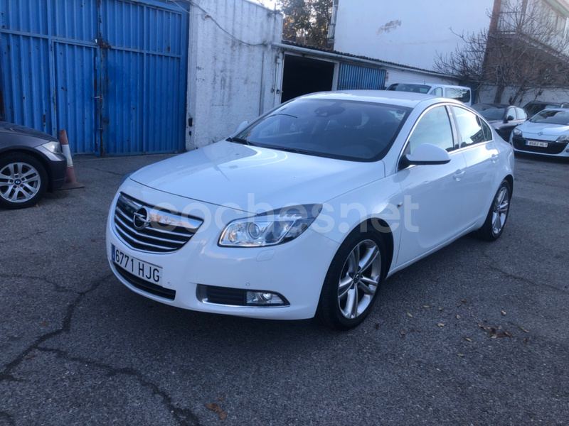 OPEL Insignia 2.0 Turbo 4x4 250 CV Sportive