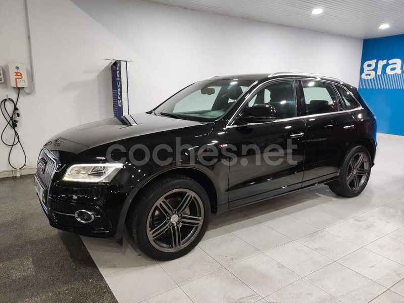 AUDI Q5 2.0 TDI clean quatt S tron S line