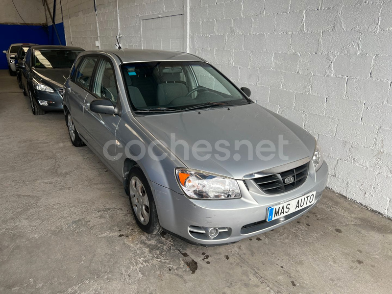 KIA Cerato 1.5 CRDi LX