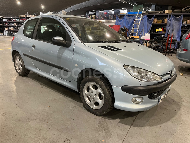 PEUGEOT 206 1.4 75 XS