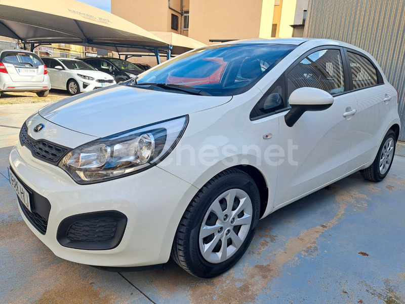 KIA Rio 1.2 CVVT Concept