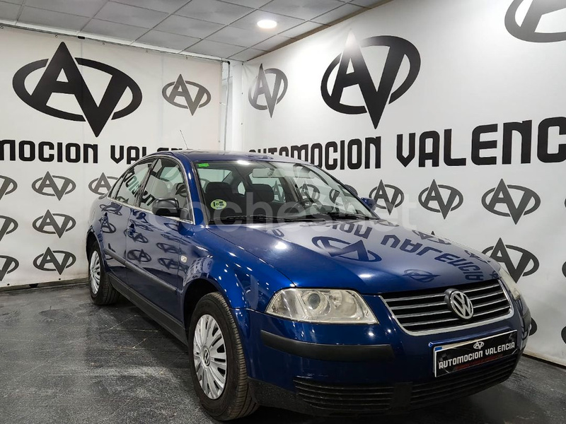 VOLKSWAGEN Passat 2.0 Comfortline