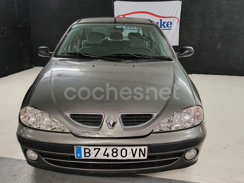 RENAULT Mégane AUTHENTIQUE 1.4 16V