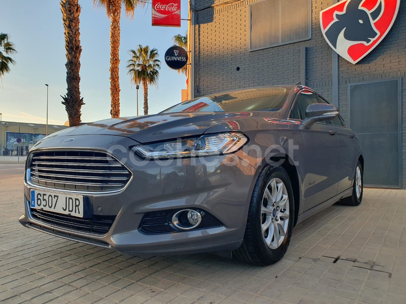 FORD Mondeo 2.0 Hibrido Titanium Hev