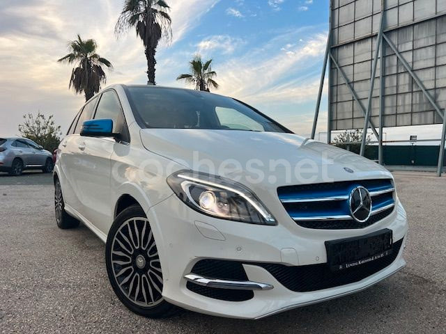 MERCEDES-BENZ Clase B B 250 e Urban