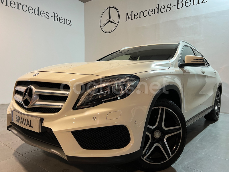 MERCEDES-BENZ Clase GLA GLA 220 d 4MATIC AMG Line