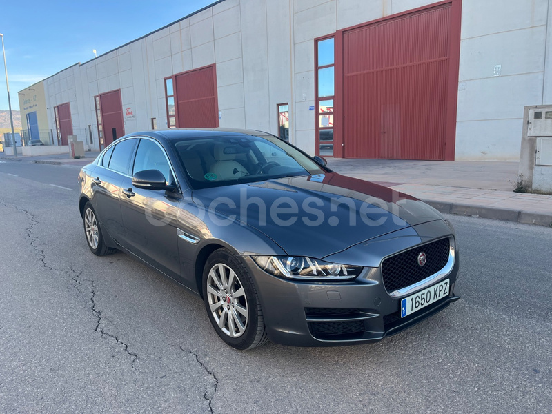 JAGUAR XE 2.0 Diesel Pure Auto AWD