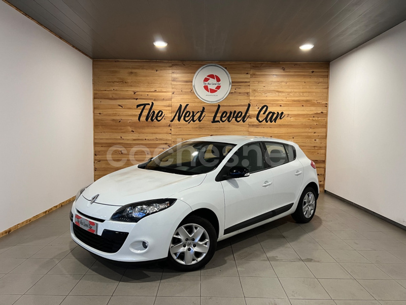 RENAULT Mégane Emotion 2011 dCi 110 eco2 E5