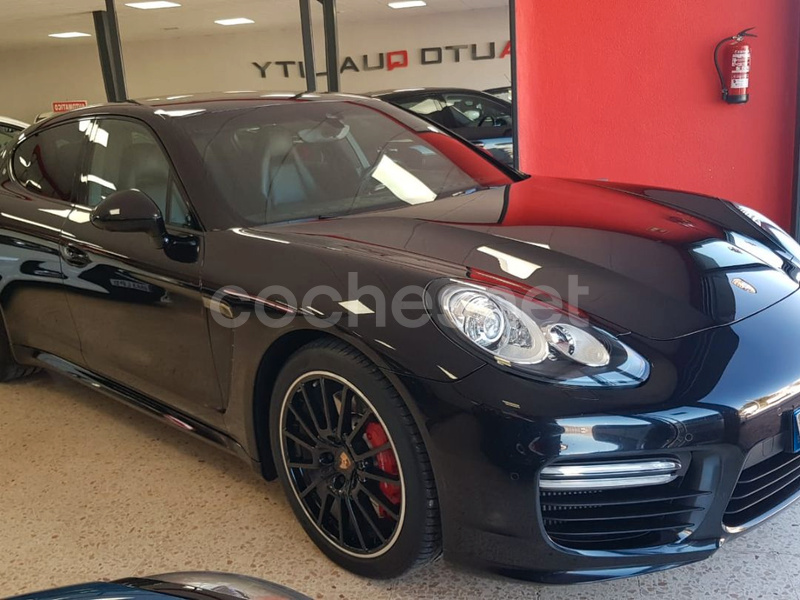 PORSCHE Panamera 4.8 Turbo