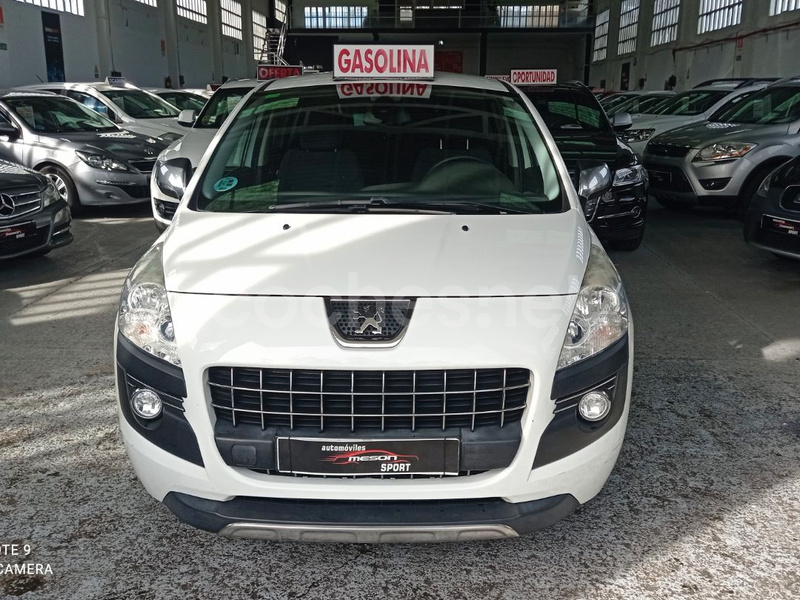 PEUGEOT 3008 Style 1.6 VTi 120