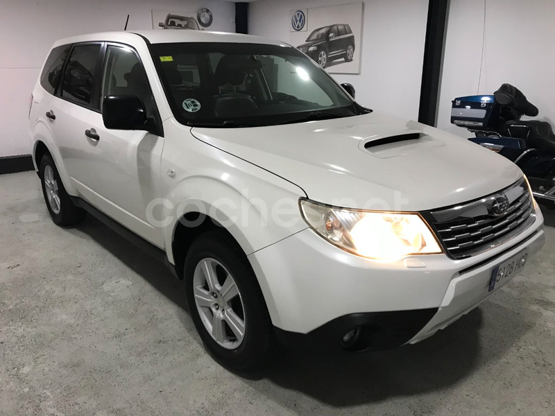 SUBARU Forester 2.0 D Executive