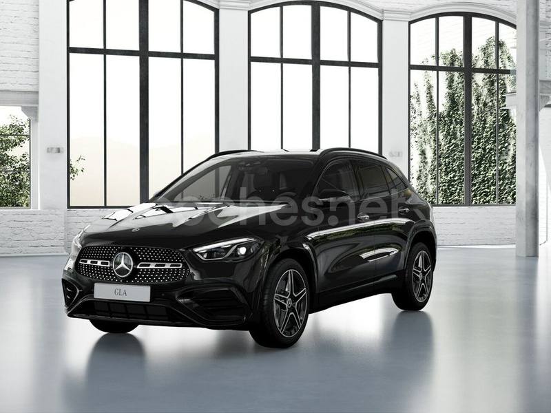 MERCEDES-BENZ GLA GLA 220 D 4MATIC