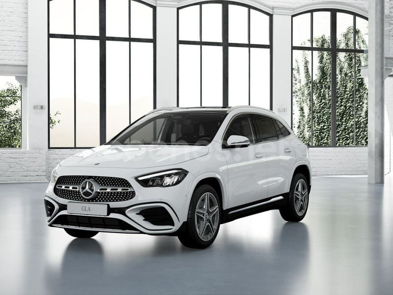 MERCEDES-BENZ GLA GLA 200 D 4MATIC