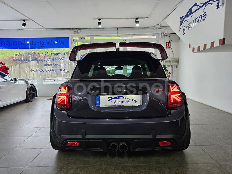 MINI MINI JOHN COOPER WORKS GP