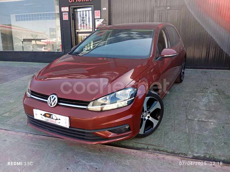 VOLKSWAGEN Golf Advance 1.0 TSI