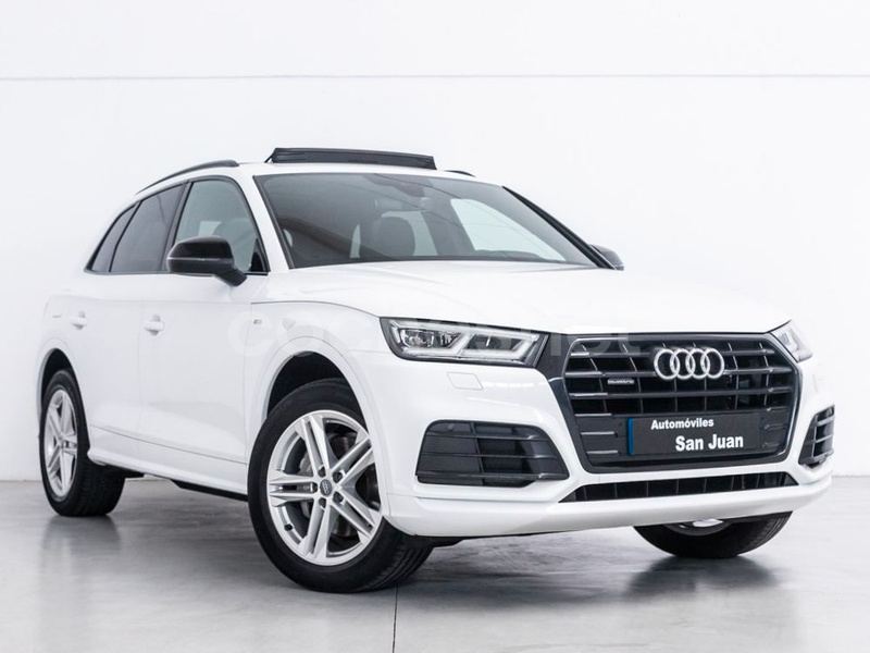 AUDI Q5 Black line 40 TDI quattro S tronic