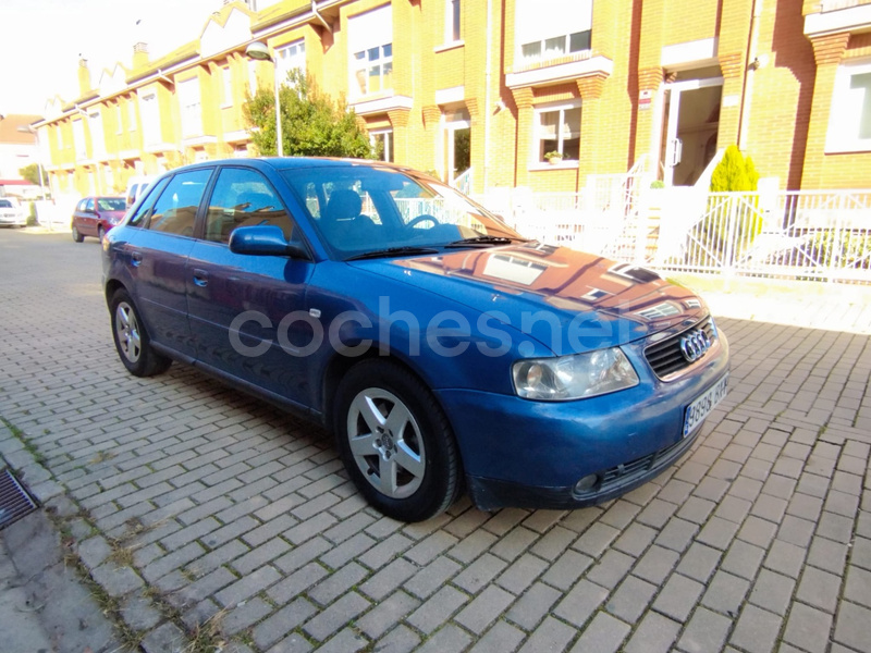 AUDI A3 1.8 Ambiente