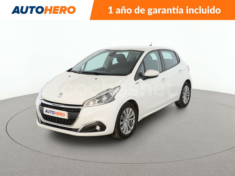 PEUGEOT 208 Signature 1.2L PureTech