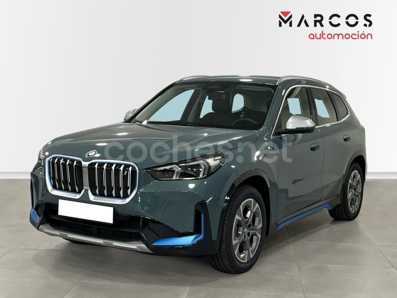 BMW iX1 xDrive30
