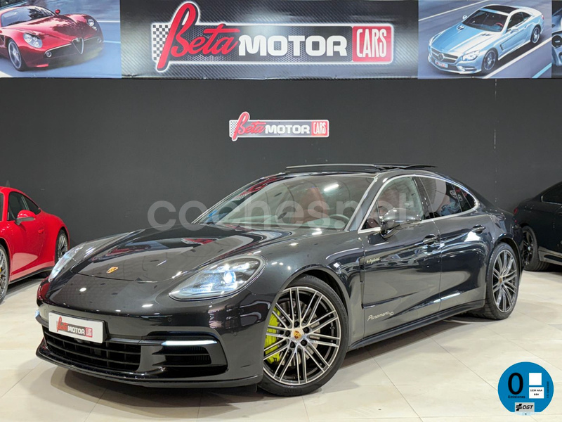 PORSCHE Panamera 4 EHybrid 10 Years Edition