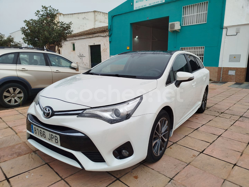 TOYOTA Avensis 2.0 150D BUSINESS ADVANCE TS