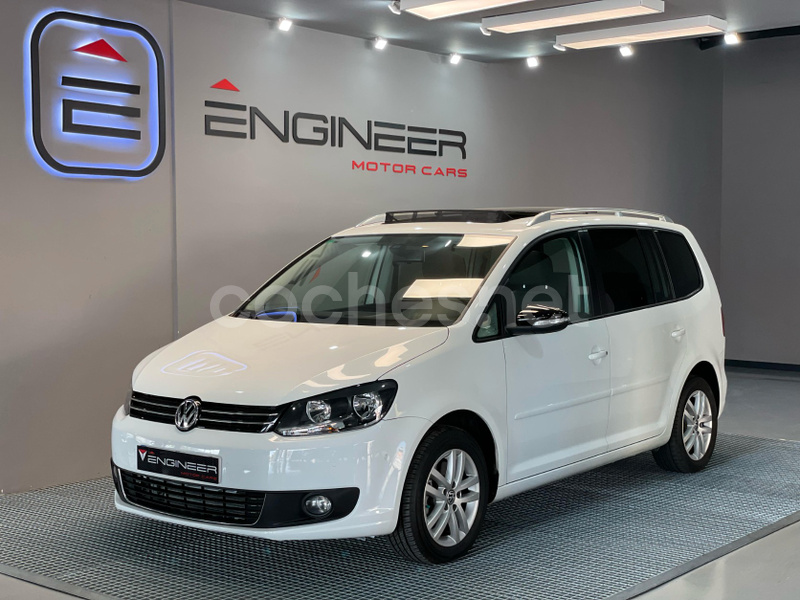 VOLKSWAGEN Touran Advance 1.4 TSI