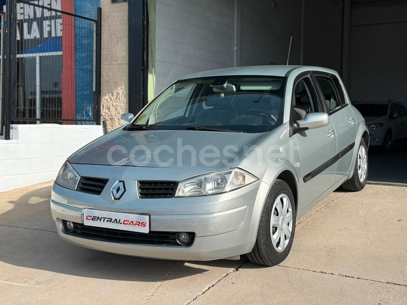 RENAULT Mégane CONFORT DYNAMIQUE 1.4 16V