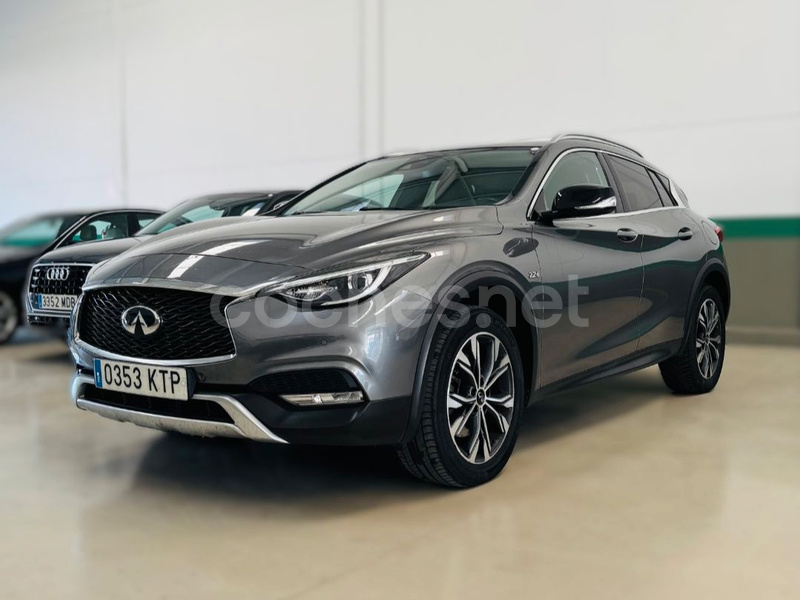 INFINITI QX30 2.2D PREMIUM 7DCT AWD