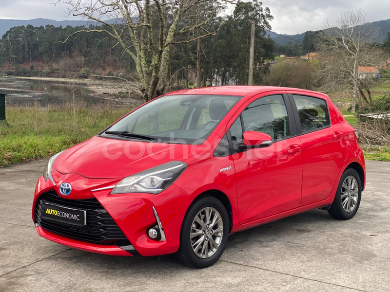 TOYOTA Yaris 1.5 Hybrid Advance