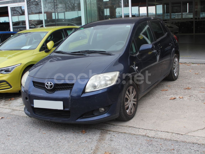 TOYOTA Auris 1.4 D4D Auris