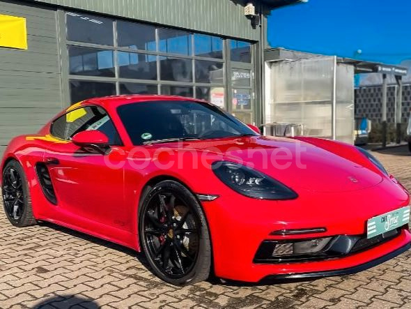 PORSCHE 718 Cayman GTS