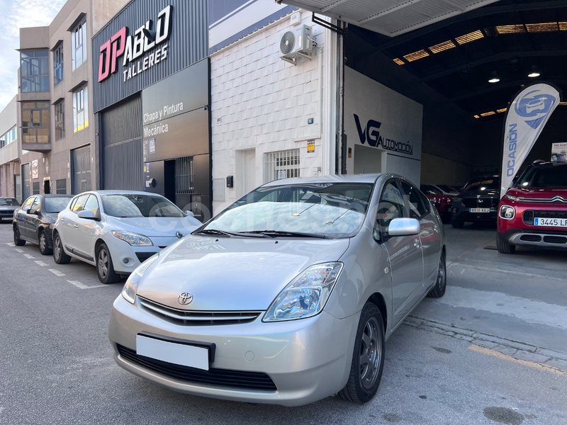 TOYOTA Prius 1.5 VVTi HSD