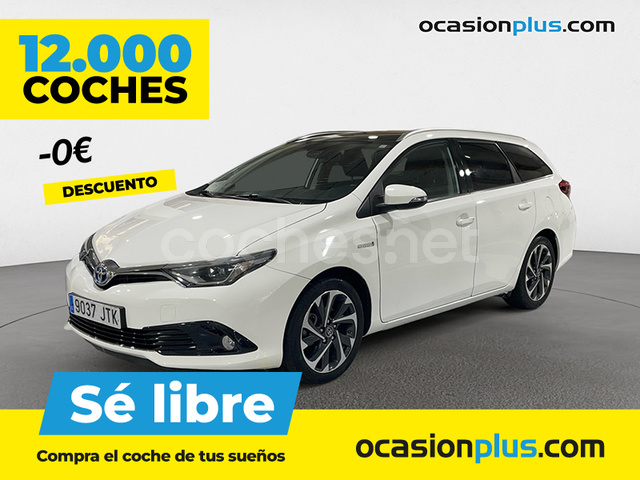 TOYOTA Auris 1.8 140H Feel Touring Sports