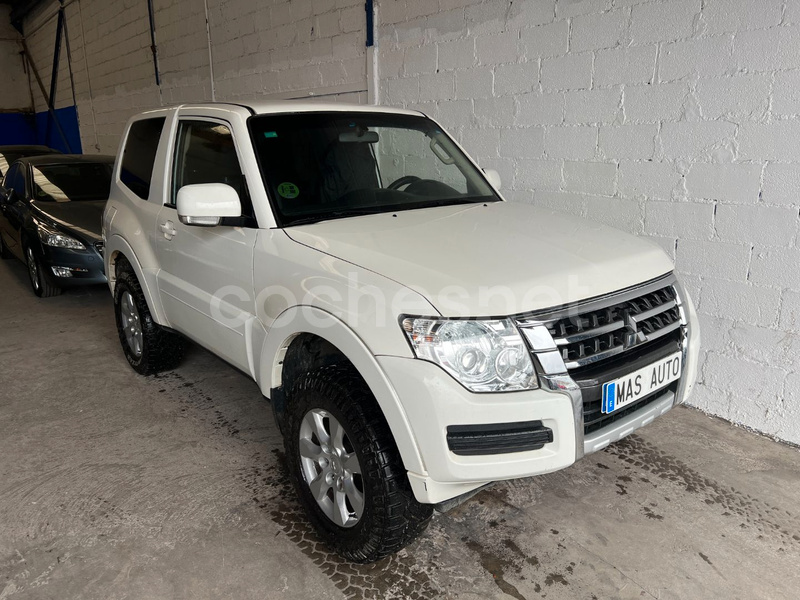 MITSUBISHI Montero 3.2 DID Kaiteki Auto