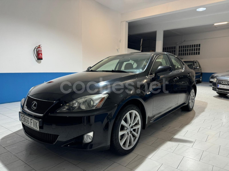 LEXUS IS220d Luxury