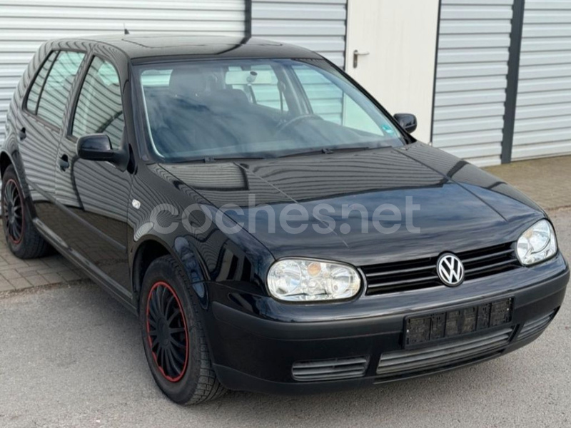 VOLKSWAGEN Golf 1.9 Advance