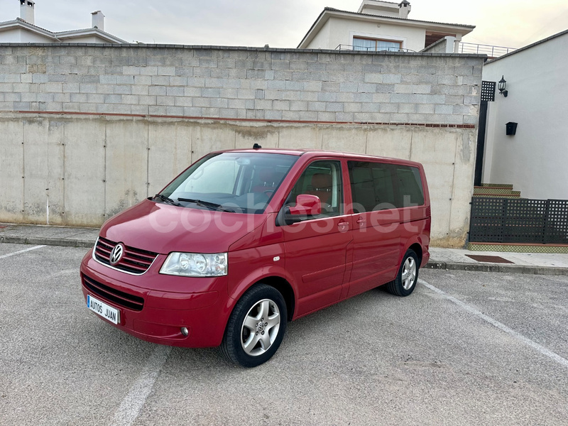 VOLKSWAGEN Multivan 2.5TDI HIGHLINE