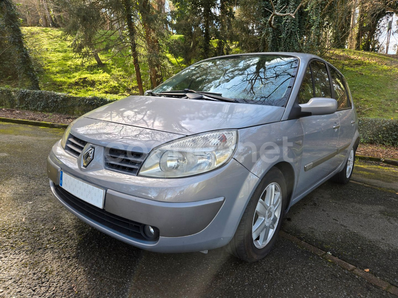 RENAULT Scénic CONFORT AUTHENTIQUE 1.9DCI