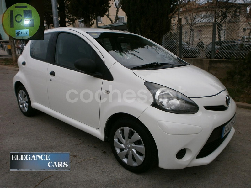 TOYOTA Aygo 70 Live