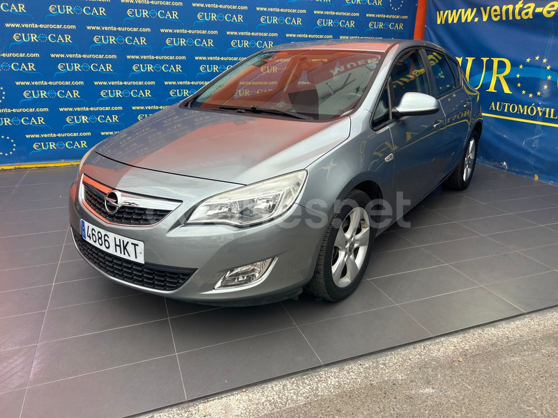 OPEL Astra 1.7 CDTi 110 CV Cosmo