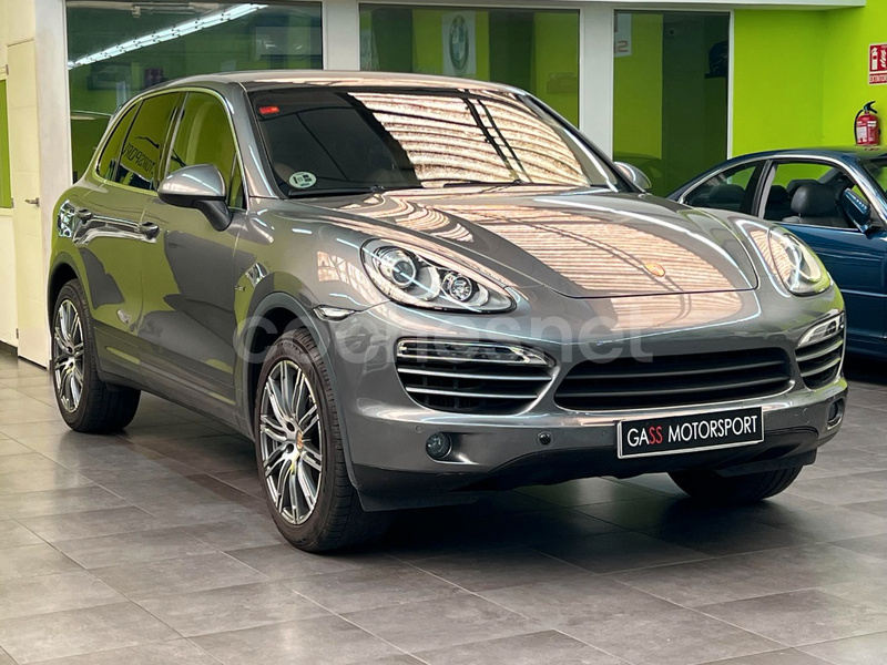 PORSCHE Cayenne 3.0 TD Platinum Edition Tiptronic