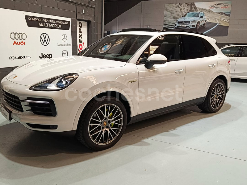 PORSCHE Cayenne EHybrid Platinum Edition