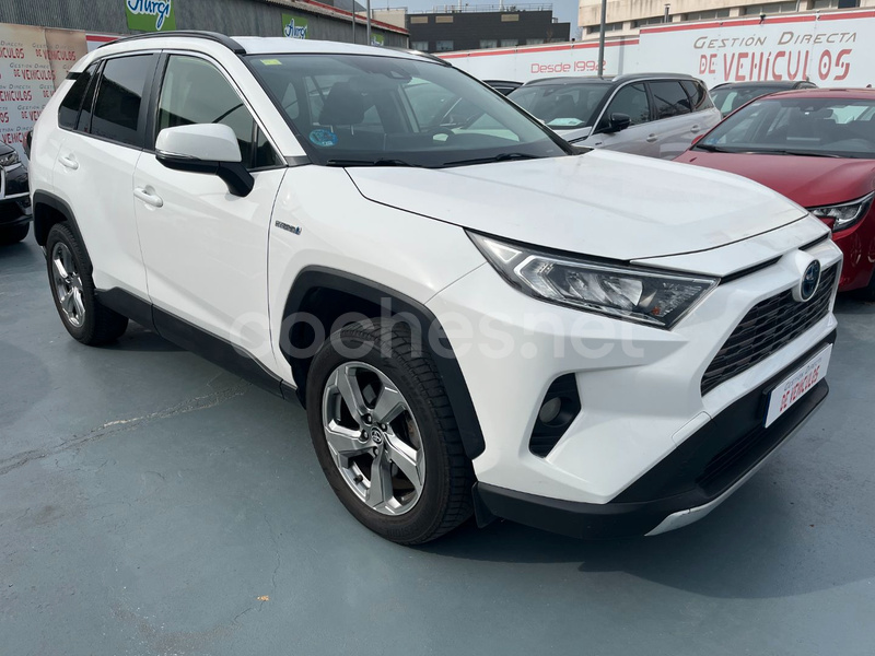 TOYOTA Rav4 2.5l 220H Advance