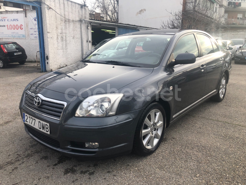 TOYOTA Avensis 1.8 VVTi SOL