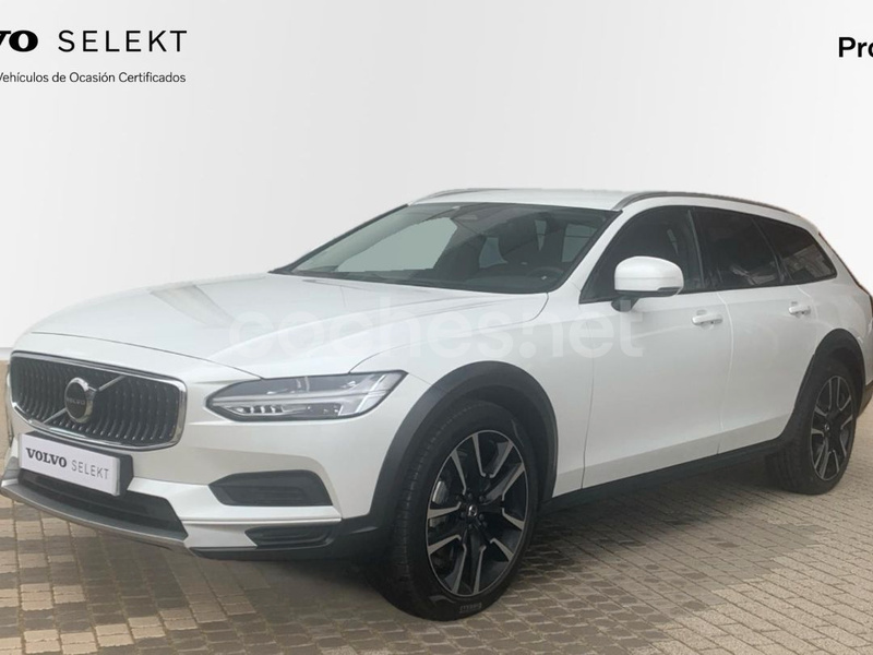 VOLVO V90 Cross Country 2.0 B4 D Plus Bright AWD Auto