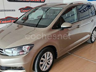 VOLKSWAGEN Touran Advance 1.6 TDI DSG