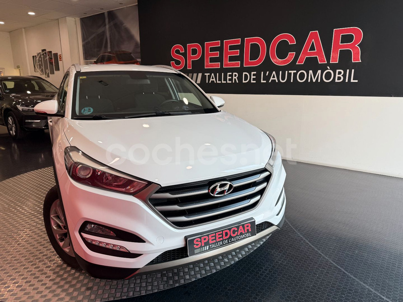 HYUNDAI Tucson 1.7 CRDi BlueDrive Essence 4x2